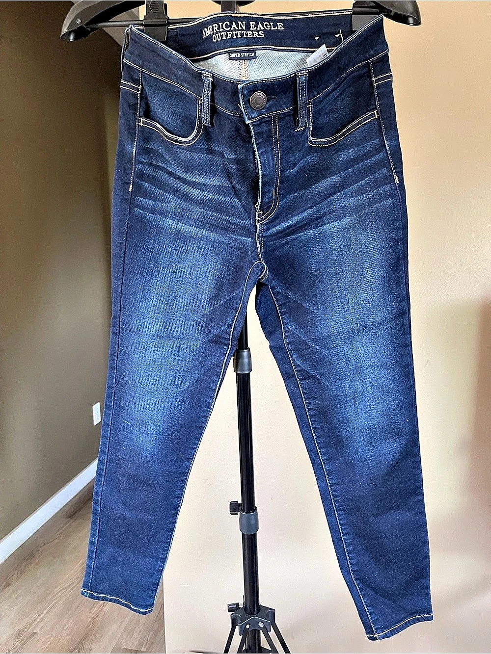 American Eagle Outfitters Super Stretch Skinny Jeans in Blue Like New